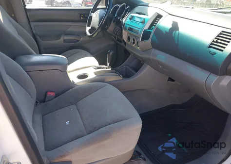 2006 Toyota Tacoma Prerunner V6 z USA, uszkodzony, nr VIN 3TMJU62N66M010865